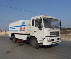 多利卡掃路車 廈工楚勝實(shí)力打造，高效環(huán)衛(wèi)解決方案